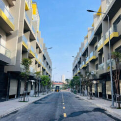 Shophouse Bcons Uni Valley Dĩ An